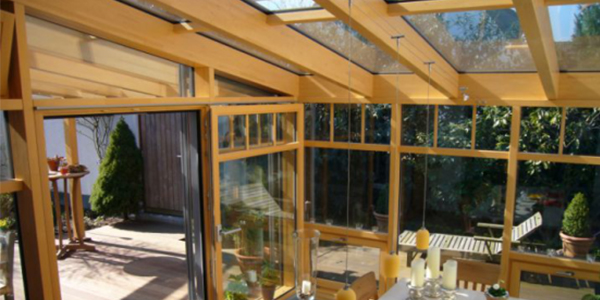 為什么說鋁包木陽光房很節(jié)能？