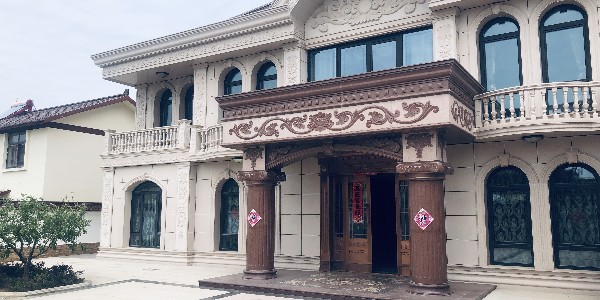 鋁包木門窗價(jià)格-金堂木窗業(yè)怎么定價(jià)你知道嗎