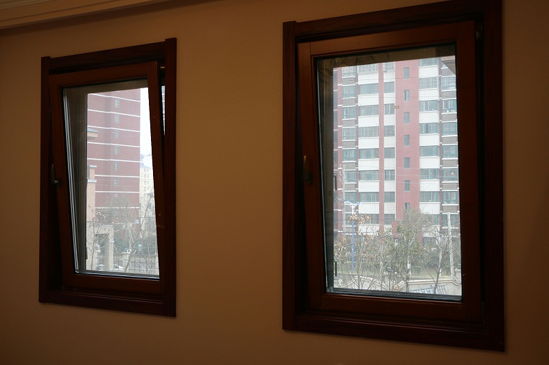 鋁包木門窗實(shí)拍