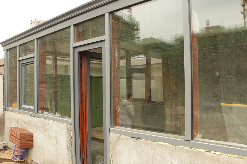 鋁包木陽(yáng)光房外景實(shí)拍