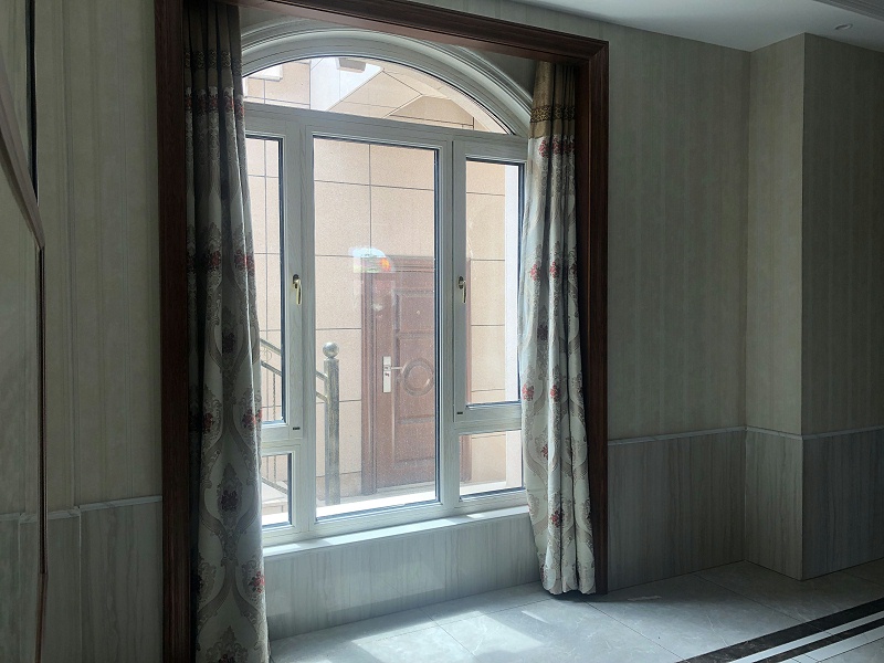 定制隔音鋁包木門窗展示