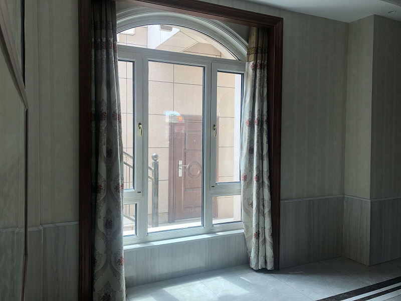 鋁包木門窗內(nèi)景展示