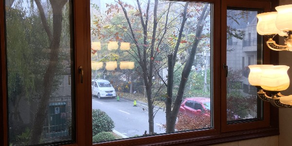 節(jié)能鋁包木門窗廠家例行晨會(huì)_旭日待發(fā)轉(zhuǎn)戰(zhàn)互聯(lián)網(wǎng)