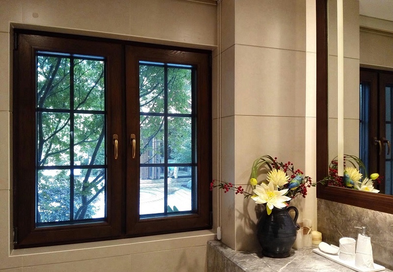 鋁包木窗產(chǎn)品實(shí)拍