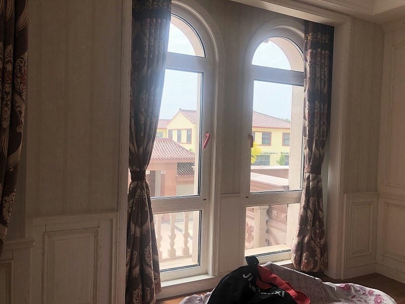 節(jié)能鋁包木門窗展示